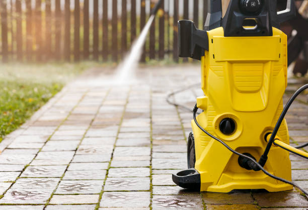Best Driveway Pressure Washing  in Greenfield, IL